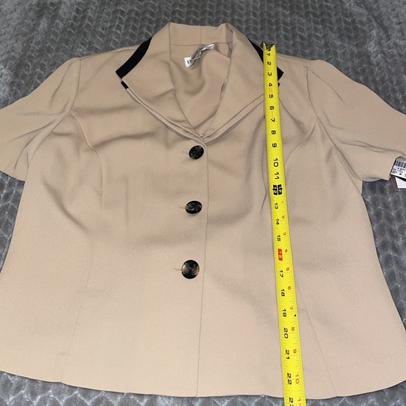 NWT Danny & Nicole Blazer and Floral Skirt Set - Picture 6 of 12